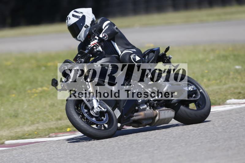 /15 22.05.2026  Plüss Moto Sport  Discover the Bike ADR /Gruppe gruen - Bike 1/58